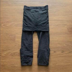 lululemon crops with mini skirt